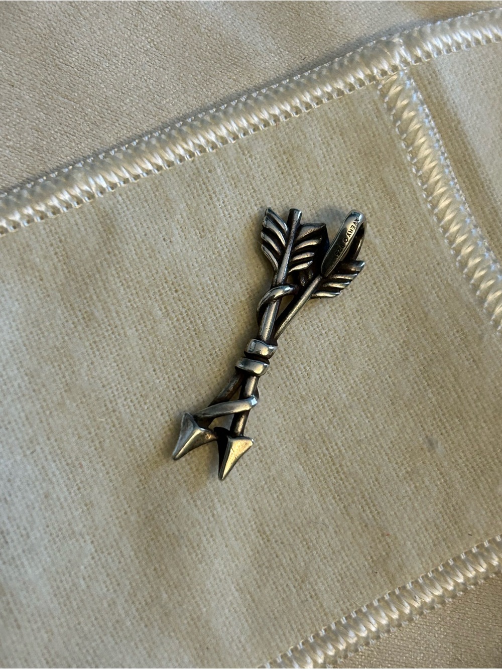 James Avery crossed arrows pendant